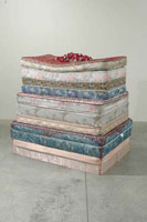 Rodney McMillian / 
Cake, 2005 / 
mattresses, acrylic paint, artificial flowers