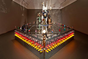 Kienholz. The Signs of the Times<BR><BR>
photo credit: Norbert Miguletz