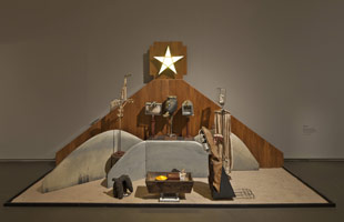 Kienholz. The Signs of the Times<BR><BR>
photo credit: Norbert Miguletz