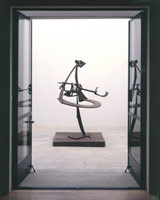 Mark diSuvero / 
Queen's Bishop, 1991 - 97 / 
steel with wood plank base / 
70 x 54 x 45 in (177.8 x 137.2 x 114.3 cm) / 
Private collection