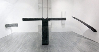 Peter Shelton, Recent Sculptures /  installation photography, 1986