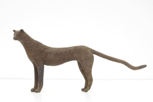 Gwynn Murrill / 
Standing Cheetah Maquette, 2009 / 
      bronze / 
      6 1/4 x 13 1/4 x 3 1/4 in. (15.9 x 33.7 x 8.3 cm) / 
      Edition 5/9