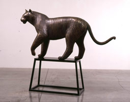 Tiger 3, 2003 / 
bronze / 
48 x 91 x 23 in (122 x 230 x 58 cm)