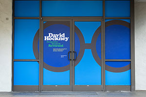 Installation photography / 
David Hockney: Perspective Should Be Reversed / 
Prints from the Collections of Jordan D. Schnitzer and His Family Foundation / 
Photo credit: Honolulu Museum of Art