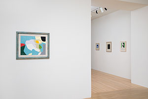 Installation photography / 
Frederick Hammersley: Out of the Blue