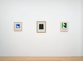 Installation photography / 
Frederick Hammersley: Out of the Blue