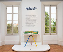 Installation photography / Hockney – Matisse. Un paradis retrouvé / 
© David Hockney / 
© Succession H. Matisse for the artist’s artworks / 
Photo © François Fernandez