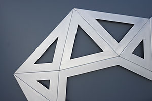 Richard Deacon / 
Alphabet E, 2011 / 
aluminum / 
101 x 132 5/8 x 2 in. (257 x 337 x 5 cm)