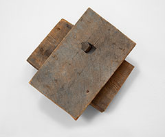 Richard Nonas / 
Untitled, 1975/2017 / 
wood / 
18 x 19 x 5 in. (45.7 x 48.3 x 12.7 cm) / 
RN24-007