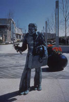 Terry Allen / 
Shaking Man, 1993 / 
Yerba Buena Center, San Francisco, CA