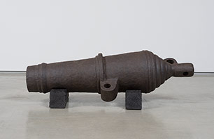 Ben Jackel / 
What Valor: Carronade, 2015 / 
stoneware and douglas fir / 
Sculpture: 10 x 13 3/4 x 38 1/2 in. (25.4 x 96.5 x 33 cm) / 
Installed on stand: 12 x 16 x 38 1/2 in. (30.5 x 40.6 x 97.8 cm)