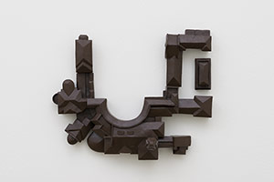 Ben Jackel / 
Mar-a-Lago, 2017 / 
ceramic, stoneware, ebony / 
20 x 20 in. (50.8 x 50.8 cm)