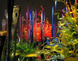 Mille Fiori, 2004 / 
blown glass / 
9 x 16 x 40 ft (2.7 x 4.9 x 12.2 m) / 
 / 
Photography by Tom Vinetz
