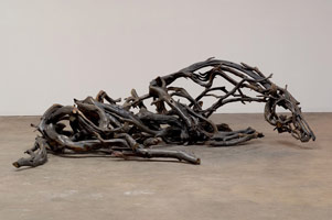 Deborah Butterfield / 
Danuta, 2008 / 
cast bronze / 
35 x 123 x 64 in (88.9 x 312.4 x 162.6 cm)
