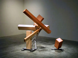 Installation photography / 
Joel Shapiro, Recent Sculpture / 
16 January - 21 February 2004