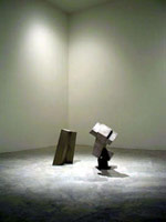 Installation photography / 
Joel Shapiro, Recent Sculpture / 
16 January - 21 February 2004