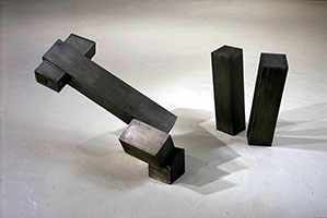 untitled, 2001-03 ed. 1/2 / 
white bronze / 
26 1/2 x 62 x 31 in (67.3 x 157.5 x 78.7 cm)
