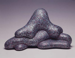 Dodo, 2004 / 
acrylic on fired ceramic / 
8 1/2 H x 14 x 9 in (21.6 x 36.2 x 22.9 cm) / 
Private collection
