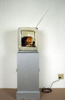 Edward & Nancy Reddin Kienholz / 
All's Quiet, 1986 / 
mixed media assemblage / 
19 3/4 x 14 1/2 x 11 1/2 in. (50 x 21 x 27 cm) 