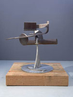 Mark di Suvero / 
M-Axled, 2007 / 
steel, stainless steel / 
63 x 60 x 65 in. (160 x 152.4 x 165.1 cm) / 
Private collection 