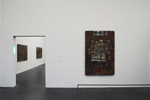 Installation photography, Leon Kossoff: Selected Paintings 1956 - 2000 / Museum of Art Lucerne, 30 April – 24 July 2005 