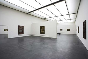 Installation photography, Leon Kossoff: Selected Paintings 1956 - 2000 / Museum of Art Lucerne, 30 April – 24 July 2005 