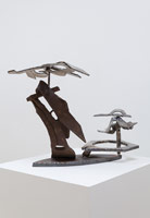 Mark di Suvero / 
Incantation, 2004 / 
stainless steel, steel, titanium / 
25 1/2 x 32 x 15 in. (65 x 81 x 38 cm)