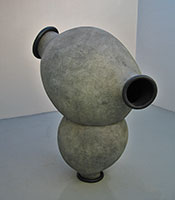 geogobal, 2004 - 05 / 
      bronze / 
      62 x 36 x 55 in. (157.5 x 91.4 x 139.7 cm) / 
      Private collection