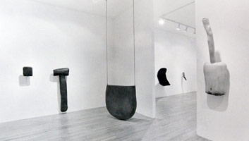 Peter Shelton, Recent Sculptures /  installation photography, 1986