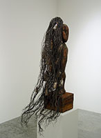 
Alison Saar / 
Undertow, 2004 / 
wood, wire, bottles and copper / 
45 x 12 x 9 in (114.3 x 30.5 x 22.9 cm) / 
Private collection
