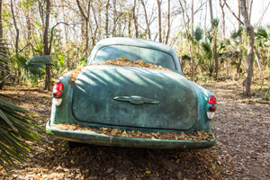 Terry Allen / 
Road Angel, 2016 / 
bronze with audio and light / 
65 x 181 x 81 1/2 in / 
Installation view / 
The Contemporary Austin – Betty and Edward Marcus Sculpture Park at Laguna Gloria, Austin, Texas, 2016. Commissioned by The Contemporary Austin with funds provided by the Edward and Betty Marcus Foundation. Image © The Contemporary Austin. Photograph by Brian Fitzsimmons.