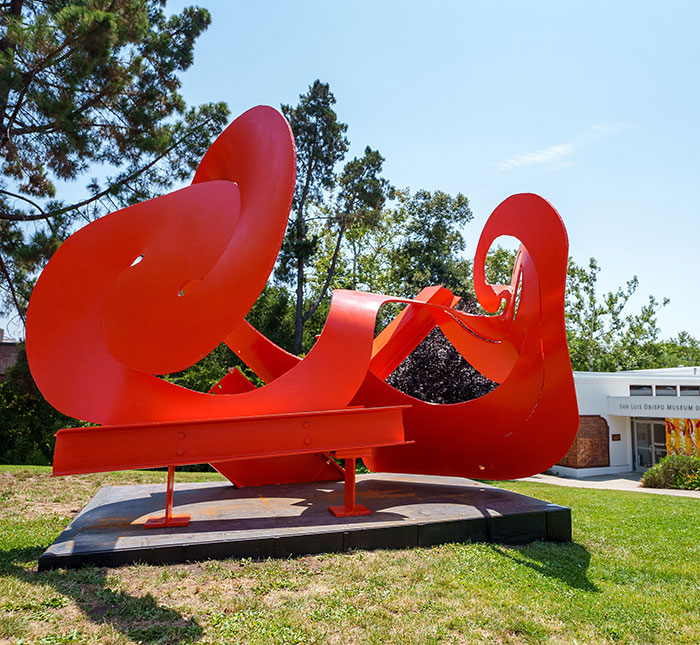 Mark di Suvero: History and Its Shadow